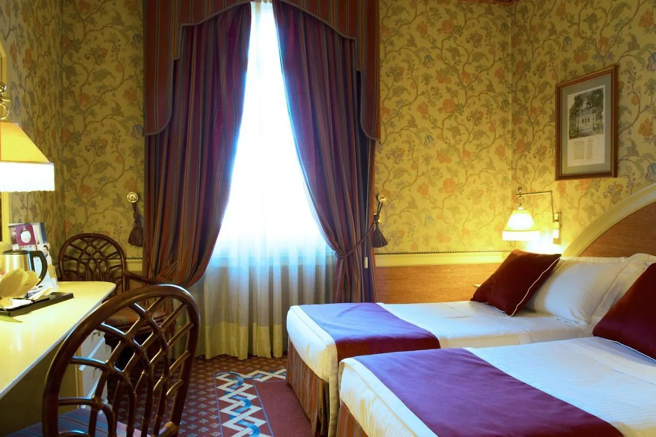 Hotel Milano Regency