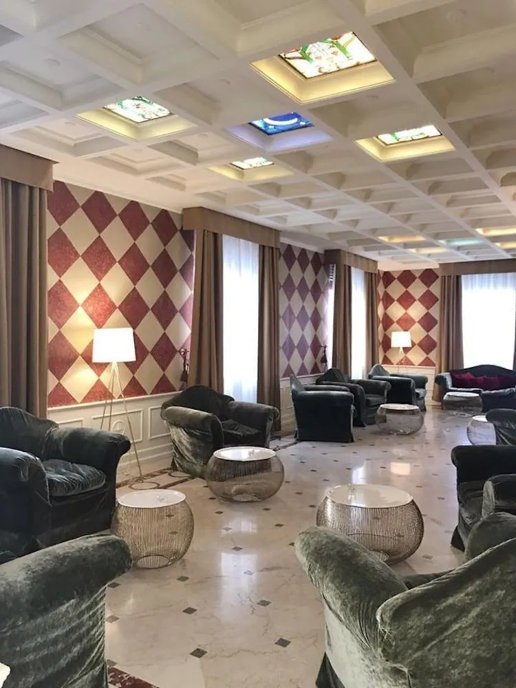 Hotel Milano Regency